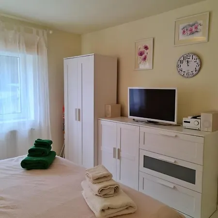 Apartamentul Alb Buşteni